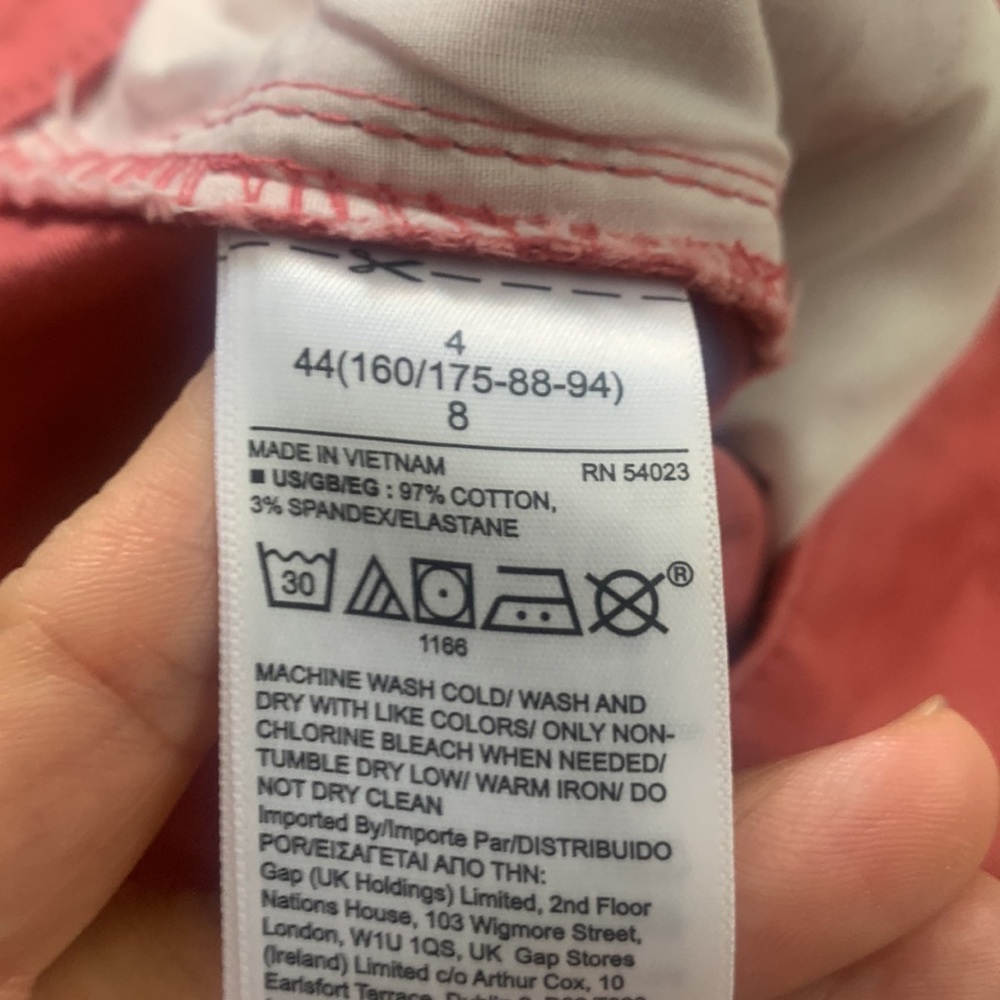 NWT: GAP Bermuda Shorts - Picture 11 of 11